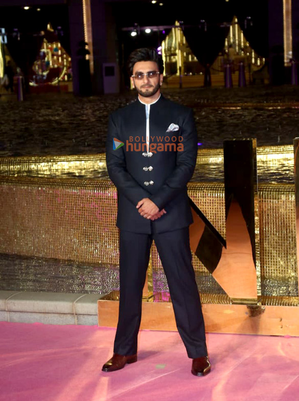 photos salman khan ranveer singh shahid kapoor kiara advani and other attend the third anniversary celebrations of the nita mukesh ambani cultural centre 11