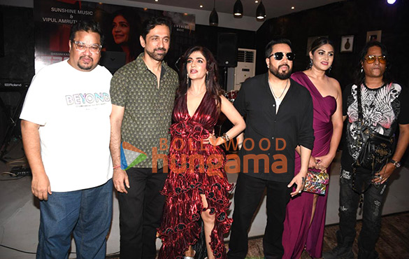 Photos: Sudhanshu Pandey, Deepshika and others attend the launch of the Shibani Kashyap’s album ‘Sarfira’ hosted by Mika Singh Photos: Sudhanshu Pandey, Deepshika and others attend the launch of the Shibani Kashyap’s album ‘Sarfira’ hosted by Mika Singh