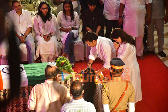 photos tabu asha parekh sachin tendulkar and zanai bhosle 4