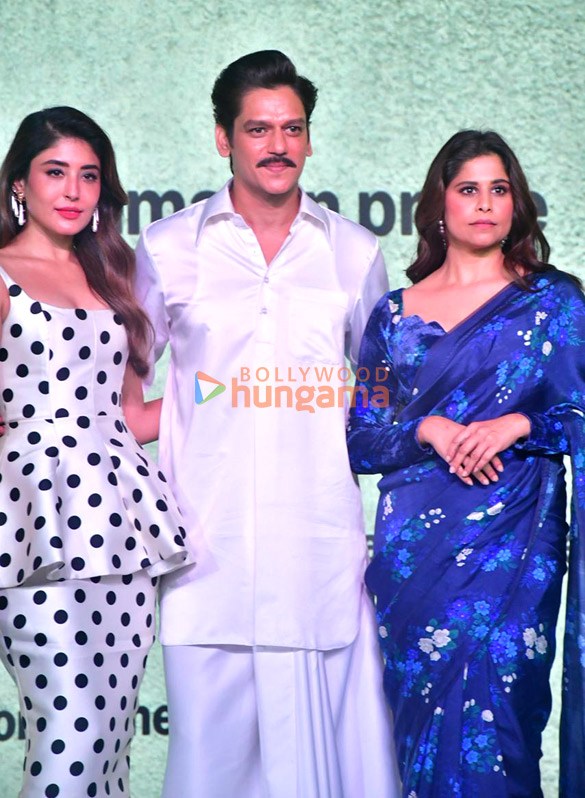 photos vijay varma kritika kamra sai tamhankar and others grace the trailer launch of matka king 12