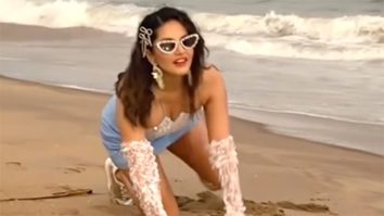 Beachy fun! Sunny Leone