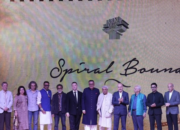 EXCLUSIVE: Boman Irani reveals how JUST one call brought Aamir Khan, Anil Kapoor, Abhishek Bachchan, Javed Akhtar, Ramesh Sippy and more to Spiral Bound Gala: "They didn't come for me but for writers... Aamir said, "'I'll be caught up with Ek Din promotions lekin main aaunga' and he kept his word"