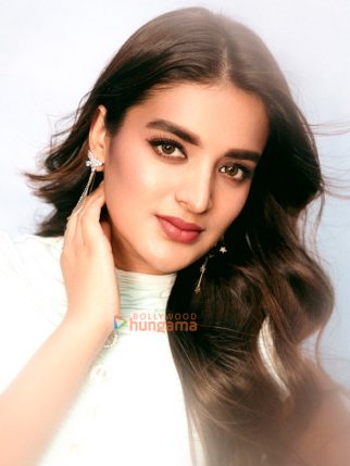 Celeb Photos Of Nidhhi Agerwal
