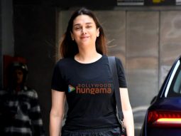 Photos: Aditi Rao Hydari snapped outside the gym in Bandra
