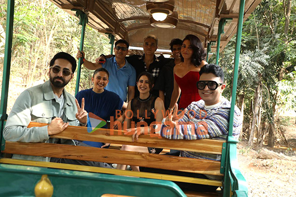 photos ayushmann khurrana sara ali khan rakul preet singh wamiqa gabbi and others grace the trailer launch of pati patni aur woh do at sanjay gandhi national park 5
