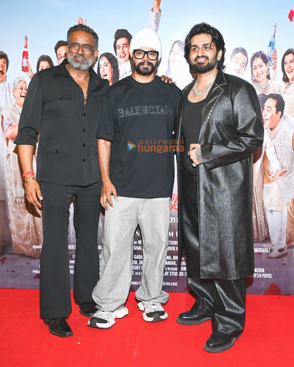 photos celebs grace the grand premiere of vaanki chuki love story 24