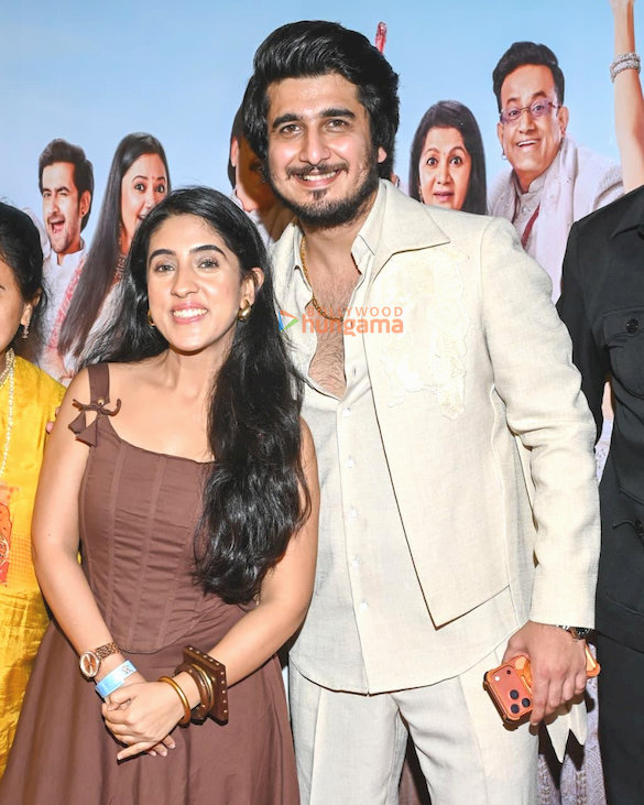 photos celebs grace the grand premiere of vaanki chuki love story 30