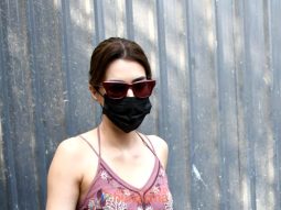 Photos: Kriti Sanon snapped at her new house in Pali Hill