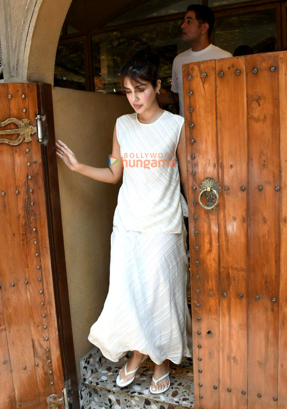 photos malaika arora kritika kamra amrita arora and others snapped in bandra 5
