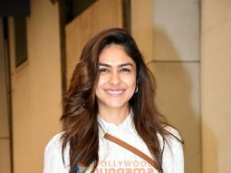 Photos: Mrunal Thakur snapped in Khar