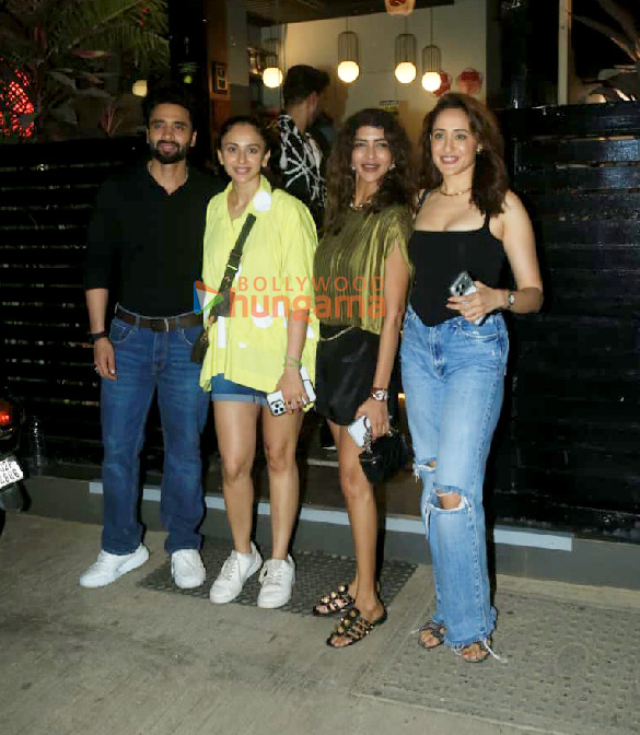 photos rakul preet singh jackky bhagnani pragya jaiswal and lakshmi manchu snapped in bandra 1