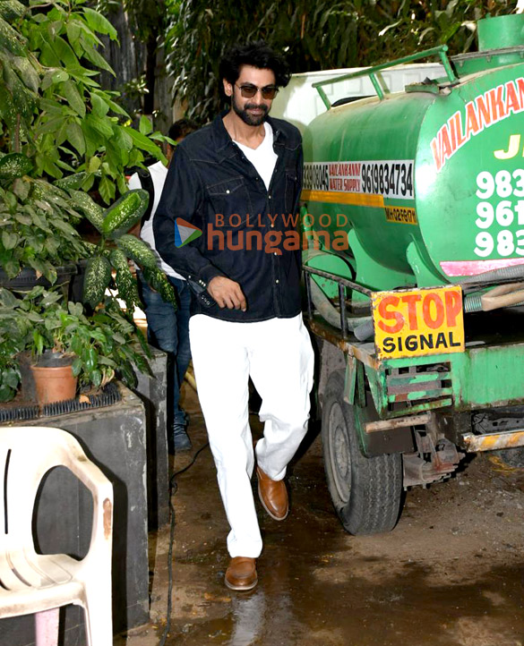 photos rana daggubati spotted outside a krome studio in bandra 2