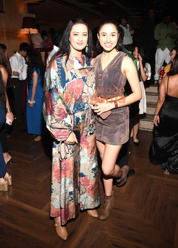 photos rupali ganguly celebrates her birthday with delnaaz irani tanishaa mukerji and others at belmarose sahara star mumbai 8