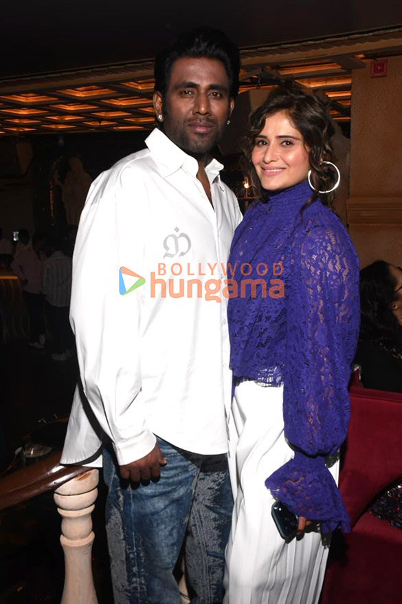 photos rupali ganguly celebrates her birthday with delnaaz irani tanishaa mukerji and others at belmarose sahara star mumbai 9