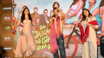 Photos: Varun Dhawan, Mrunal Thakur and Pooja Hegde snapped promoting their film Hai Jawani Toh Ishq Hona Hai at Korum Mall, Thane