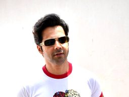 Photos: Varun Dhawan snapped in Bandra
