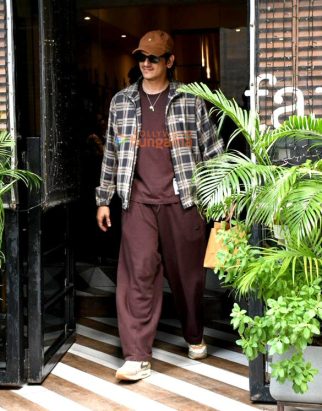 Photos: Vijay Varma snapped outside a cafe in Bandra