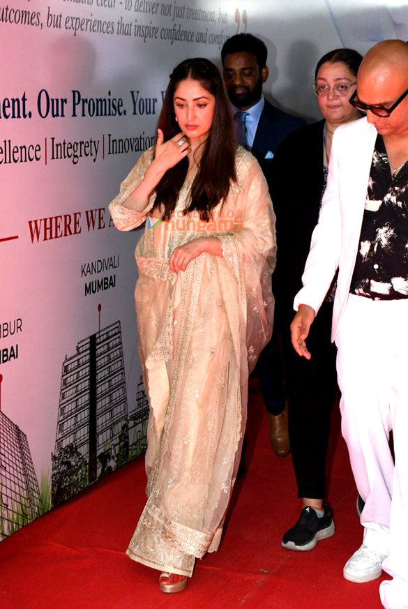 photos yami gautam dhar snapped at hospital inauguration ceremony in santacruz 1