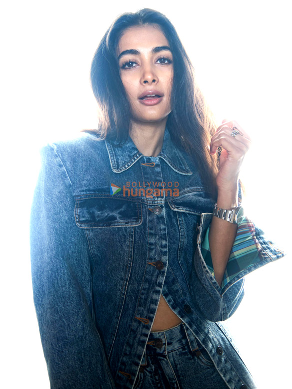 pooja hegde 4 131