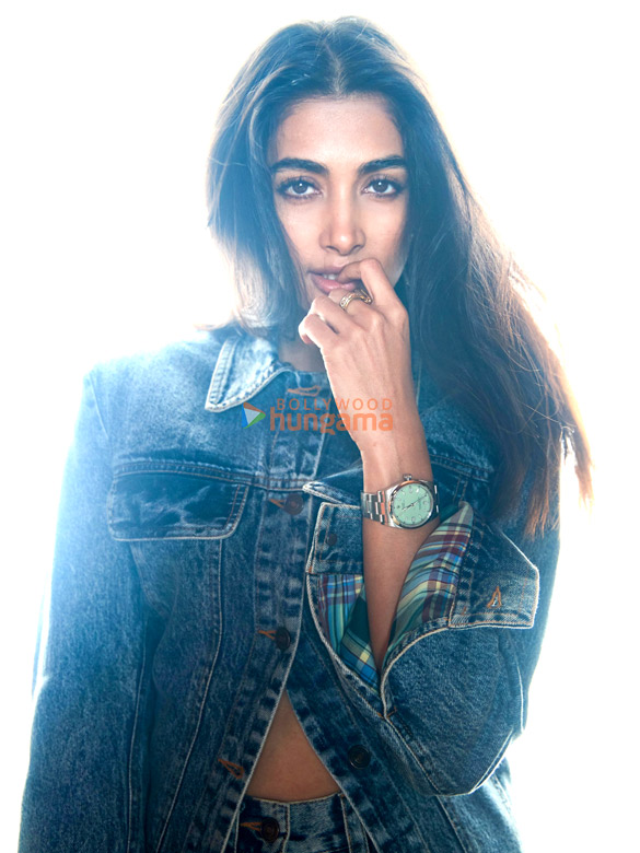 pooja hegde 8 26