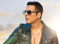 Akshay Kumar offers prayers at Mata Vaishno Devi ahead of Welcome To The Jungle release