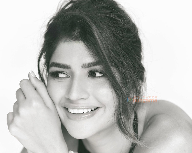 anjini dhawan 4 39