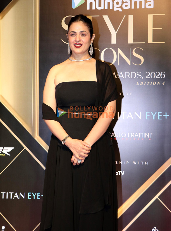 photos akshay kumar ananya panday sharvari shahid kapoor bhumi pednekar vaani kapoor arshad warsi and others grace the red carpet at bollywood hungama style icon awards 26 26