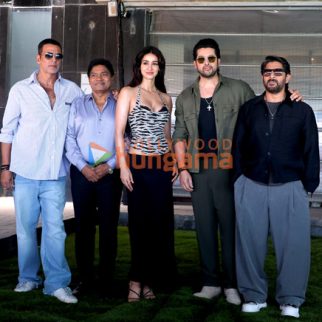 Photos: Akshay Kumar, Disha Patani, Suniel Shetty, Arshad Warsi and others snapped promoting their film Welcome To The Jungle in Juhu