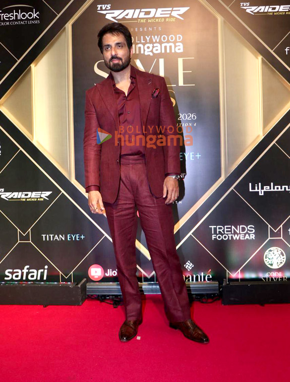 photos ananya panday sharvari shahid kapoor bhumi pednekar vaani kapoor arshad warsi and others grace the red carpet at bollywood hungama style icon awards 2026 25