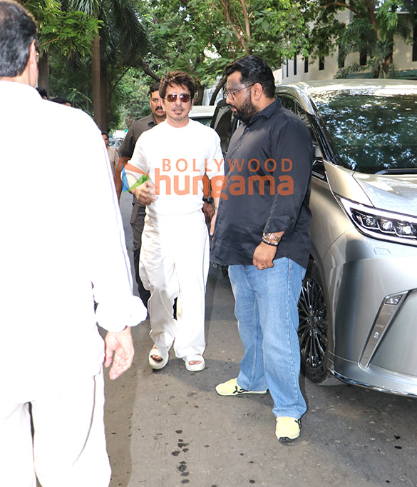 photos anil kapoor hema malini sajid nadiadwala anu malik and others attend late pahlaj nihalanis prayer meet 35