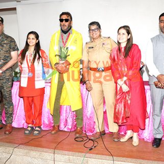 Photos: Jackie Shroff and other celebs attend an event felicitating the frontline heroes
