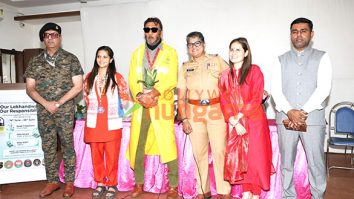Photos: Jackie Shroff and other celebs attend an event felicitating the frontline heroes