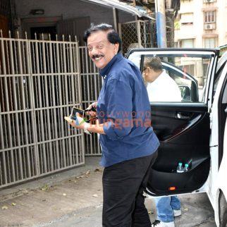 Photos: Priyadarshan snapped at a dubbing studio in Bandra