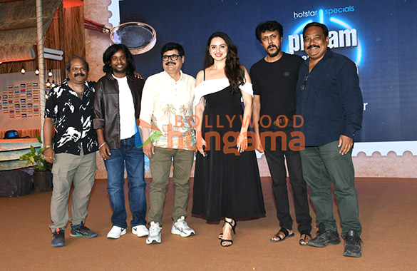 photos rajkumar hirani vir hirani vikrant massey arshad warsi mona singh and others grace the trailer launch of pritam and pedro 1