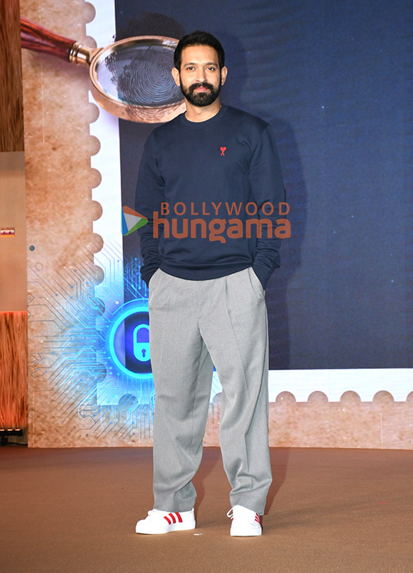 photos rajkumar hirani vir hirani vikrant massey arshad warsi mona singh and others grace the trailer launch of pritam and pedro 6