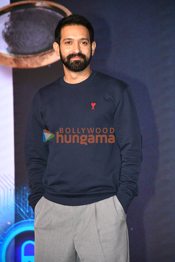 photos rajkumar hirani vir hirani vikrant massey arshad warsi mona singh and others grace the trailer launch of pritam and pedro 7