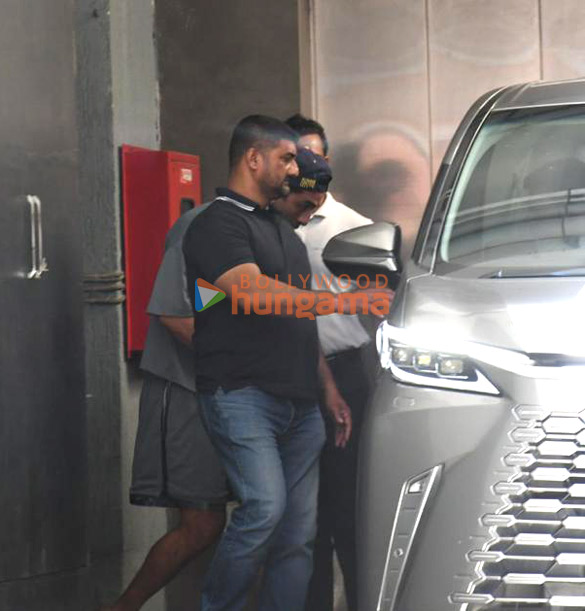 Photos: Ranbir Kapoor snapped outside a clinic in Bandra Photos: Ranbir Kapoor snapped outside a clinic in Bandra