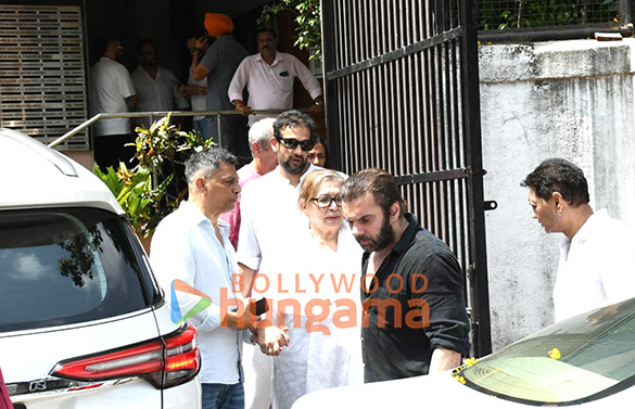 photos salman khan sohail khan arbaaz khan and others snapped at kumud ranes funeral 3