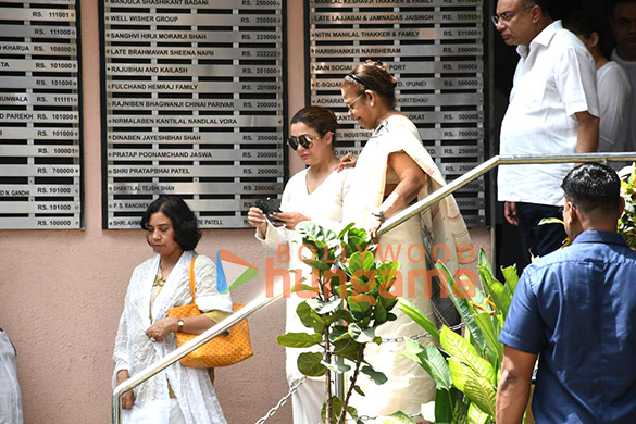 photos salman khan sohail khan arbaaz khan and others snapped at kumud ranes funeral 5