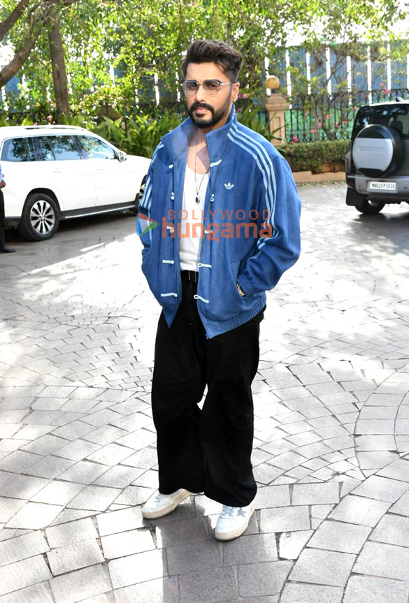 photos shilpa shetty arjun kapoor and others snapped yoga day event 2