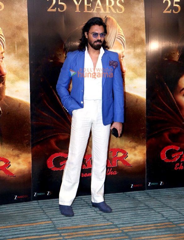 photos sunny deol ameesha patel and others grace celebration of 25 year of gadar ek prem katha 9