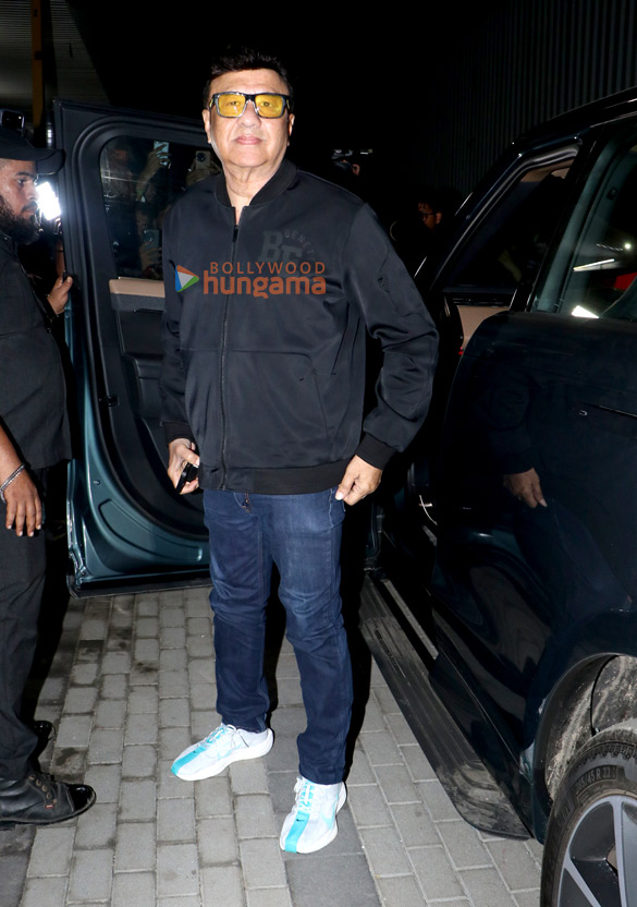 photos varun dhawan mrunal thakur pooja hegde and others grace hai jawani toh ishq hona hai special screening 10