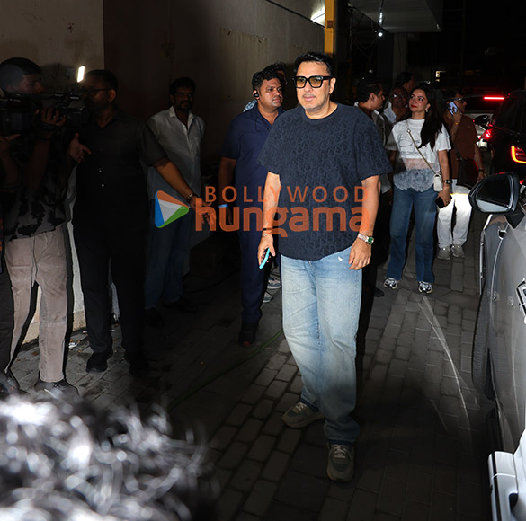 photos varun dhawan mrunal thakur pooja hegde and others grace hai jawani toh ishq hona hai special screening 2026 7