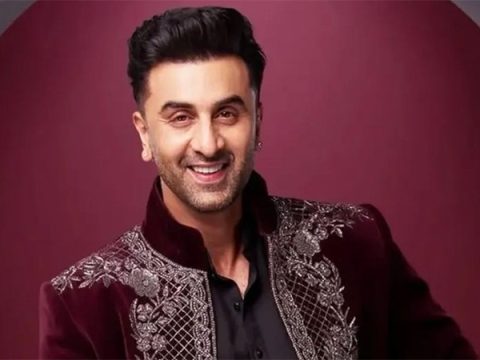 Ranbir Kapoor buys 25 acres of land near Pune for Rs 16.42 crores Ranbir Kapoor buys 25 acres of land near Pune for Rs 16.42 crores