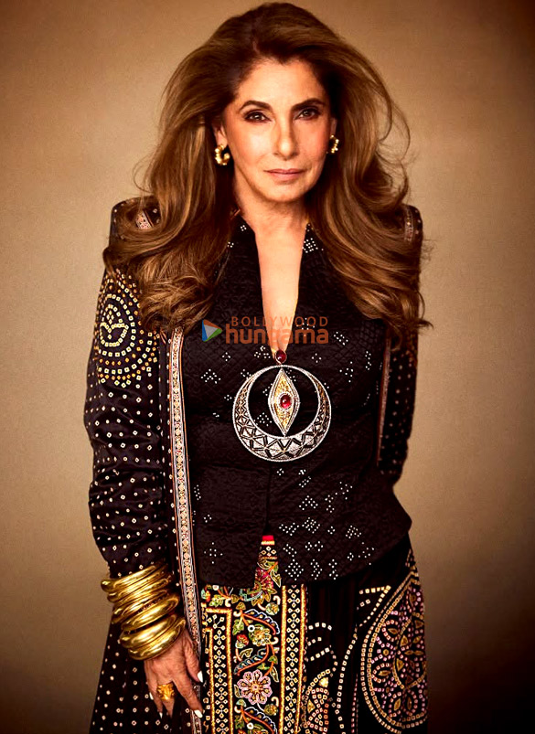 dimple kapadia 4 2