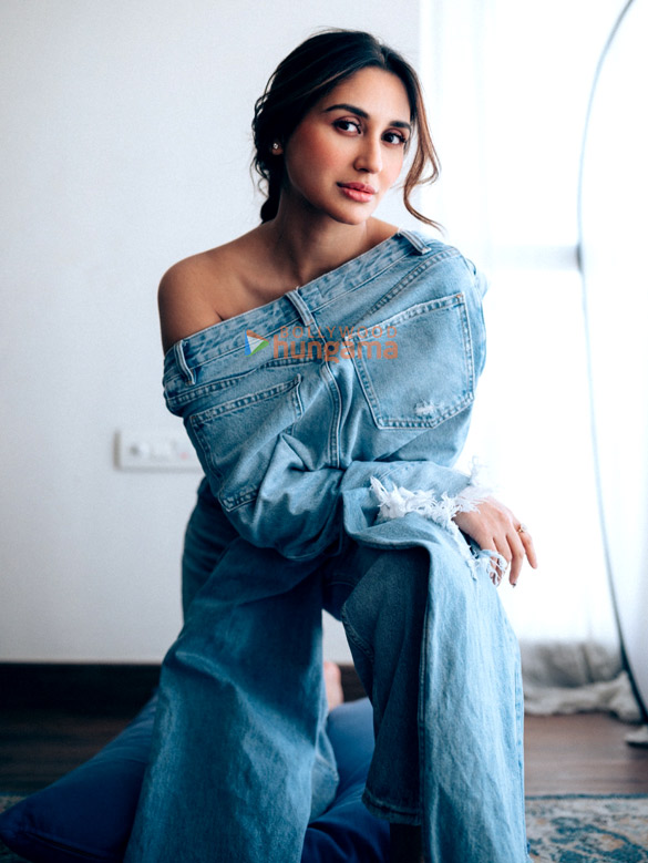 nikita dutta 2 184