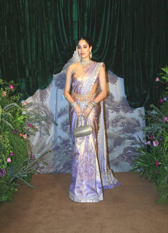 Photos: Varun Dhawan, Bhumi Pednekar, Rakul Preet Singh, Rekha and others attend Anshula Kapoor and Rohan Thakkar’s wedding reception Photos: Varun Dhawan, Bhumi Pednekar, Rakul Preet Singh, Rekha and others attend Anshula Kapoor and Rohan Thakkar’s wedding reception