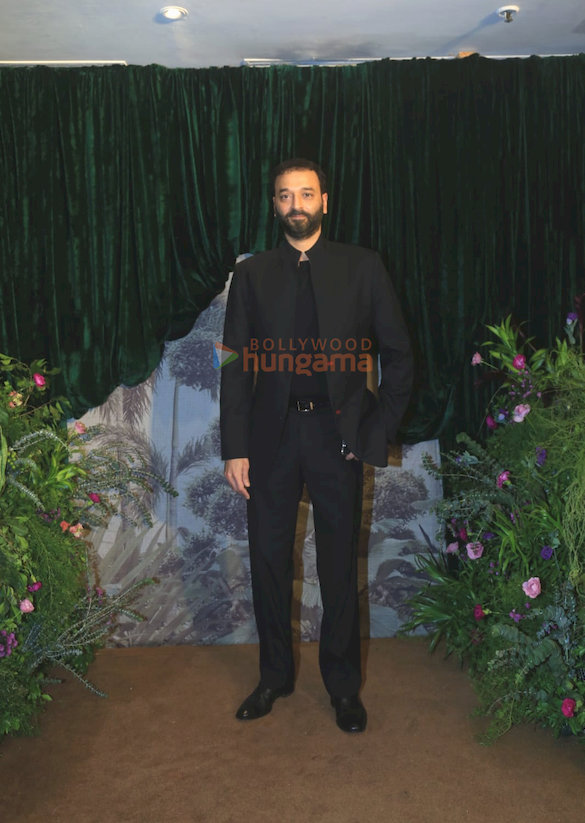photos janhvi kapoor anil kapoor bhumi pednekar varun dhawan rakul preet singh rekha and others attend anshula kapoor and roha 23