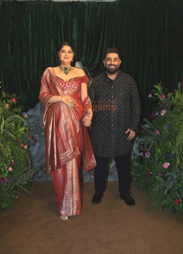 photos janhvi kapoor anil kapoor bhumi pednekar varun dhawan rakul preet singh rekha and others attend anshula kapoor and roha 43