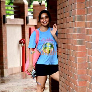 Photos: Neha Sharma snapped at her residence in Bandra